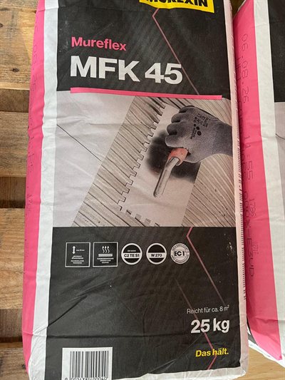 Mureflex MFK 45, Gebinde im Regal bei Karsen Baustoff