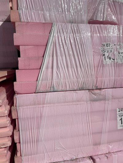 Austrotherm XPS TOP 30 SF, Gebinde im Regal bei Karsen Baustoff
