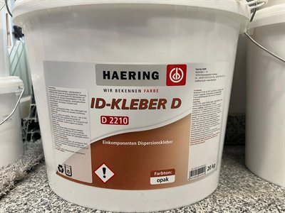 HAERING ID-Kleber D, Gebinde im Regal bei Karsen Baustoff