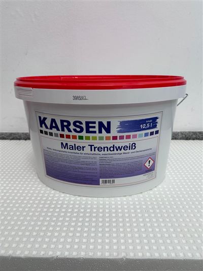 Karsen Maler Trendweiß, Gebinde im Regal bei Karsen Baustoff