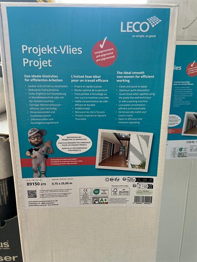 LECO Projekt-Vlies, Gebinde im Regal bei Karsen Baustoff